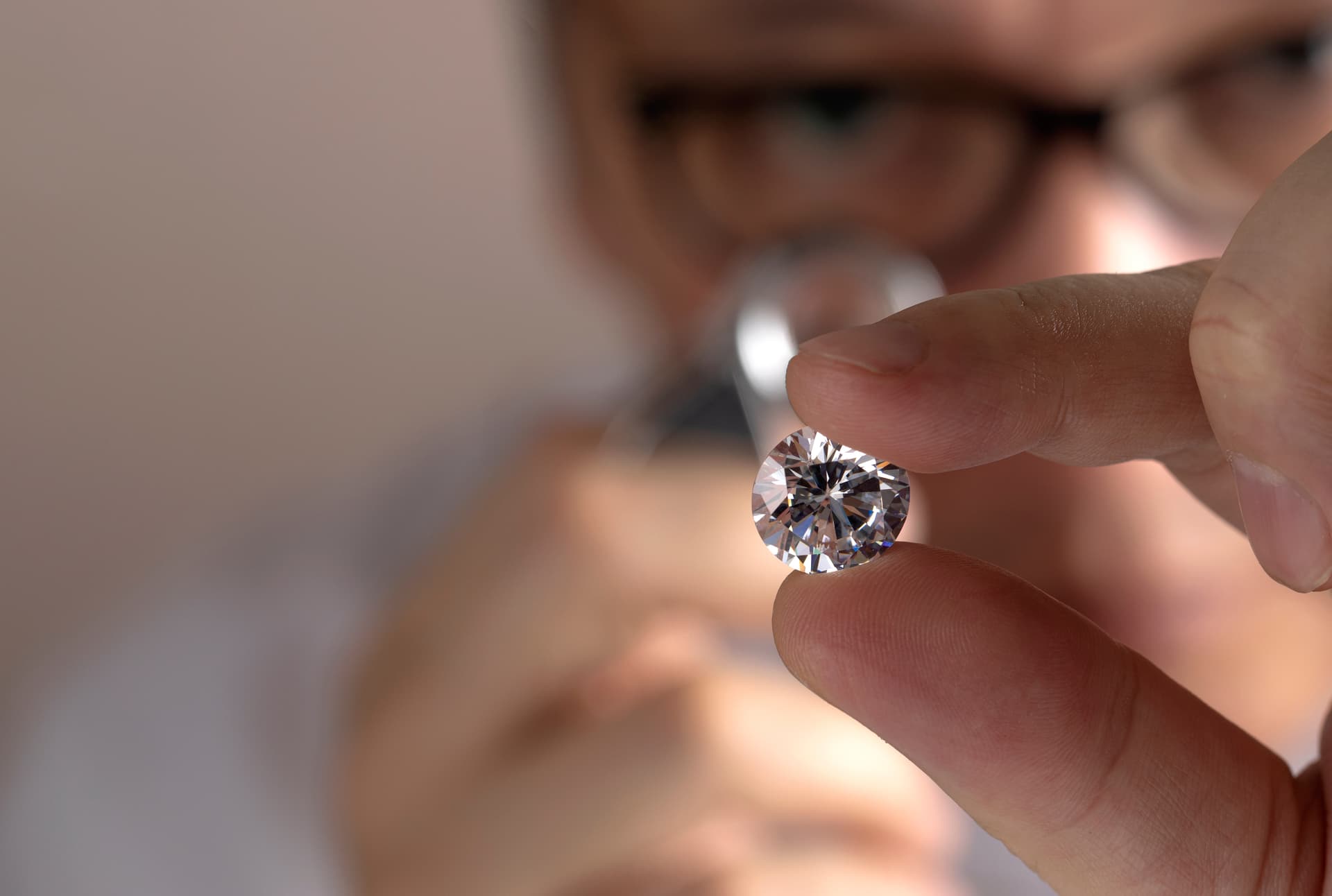 Gemological examination of certified diamonds in London